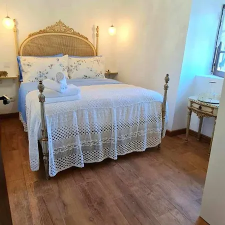 Carlana House باريديس دي كورا
